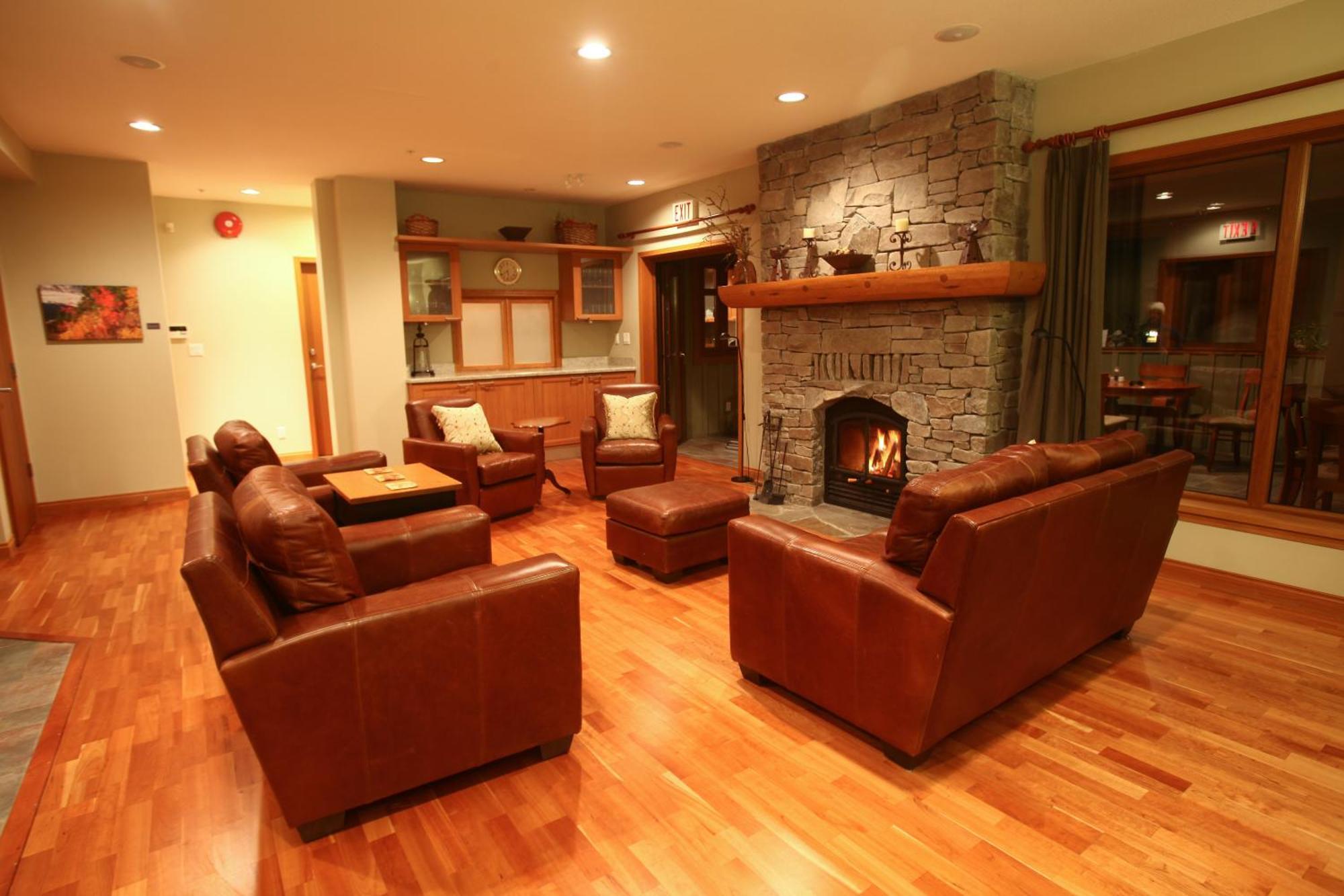 Вілла Whistler Alpine Chalet Retreat & Wellness Екстер'єр фото